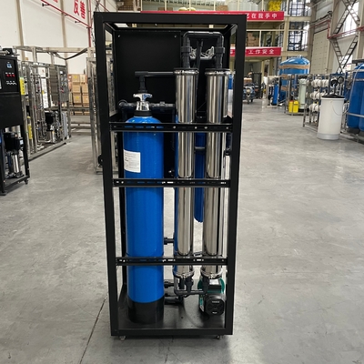 500L Sistema de osmose inversa de pólo único para tratamento de água Máquina de purificação de água Tratamento de água potável P